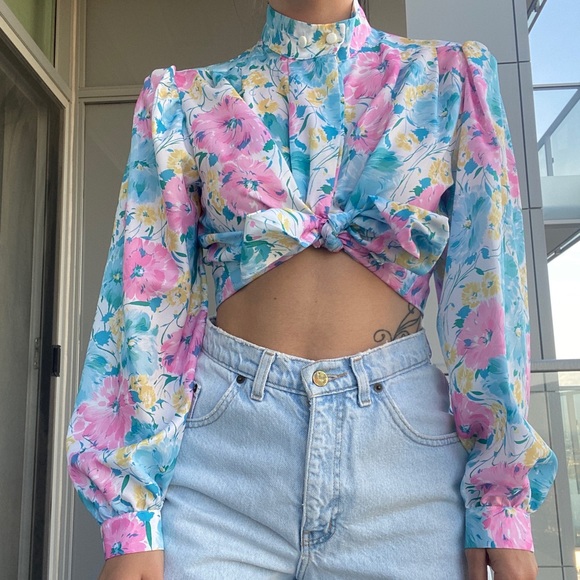Vintage Tops - ✨ 3 for $40✨Vintage Shirt
